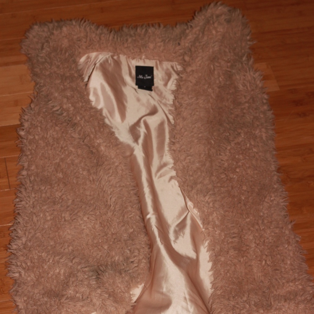 Me Jane Faux Fur Vest
